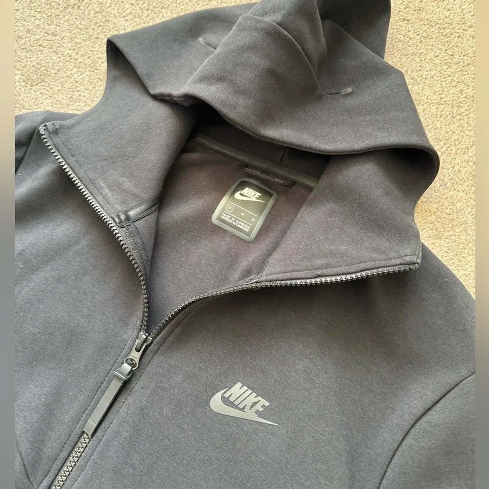 Mens Nike Tech Fleece Full Zip Jacket Size Medium - Picture 2 of 11